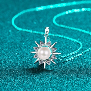 Elegante S925 Sterling Silber Halskette mit Sonnenblumen-Perlen und Moissanit-Anhänger