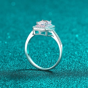 925 silver ring with radiant emerald cut 1ct moissanite and pink halo accents