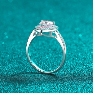 S925 Sterlingsilber Herz-Moissanit-Ring mit rosa und weißem Doppel-Halo-Besatz
