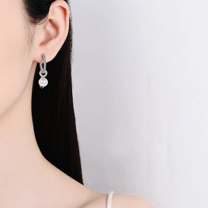Elegant S925 silver earrings with freshwater pearl and moissanite double hoop design
