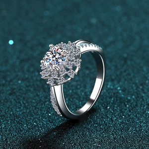 Bague tournesol de luxe en argent sterling S925 avec pierres moissanite 0,8ct