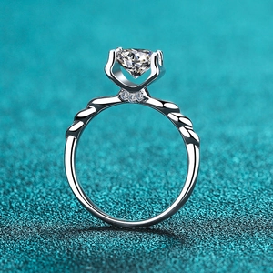 Elegant S925 sterling silver moissanite ring with hexagonal setting and twisted band
