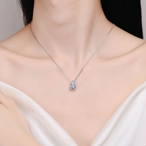 S925 sterling silver necklace with heart and emerald-cut stones on a classic box chain