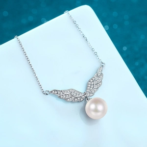 S925 sterling silver necklace with angel wings pendant and 10mm round pearl
