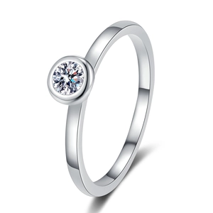 Minimalist S925 sterling silver bubble ring with a bezel-set round moissanite gemstone