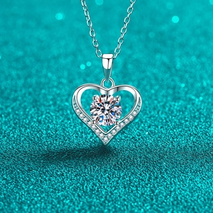 925 Sterling Silver Heart Pendant Necklace Moissanite Zirconia Electroplated Beating Heart Fashion Jewelry For Women Dating Gift