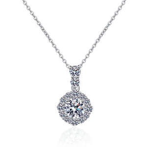 Collier en argent sterling S925 avec moissanite, pendentif halo rond et chaîne classique