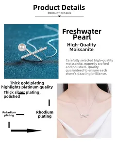 Dettaglio della collana incrociata con perla e moissanite e placcatura in argento
