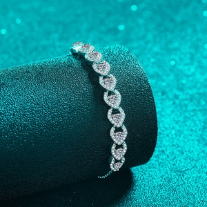 Bracelet tennis coeur en argent 925 avec fermoir réglable et zircons cubiques scintillants