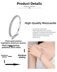 Détail d'un bracelet tennis en argent S925 avec pierres moissanites et fini plaqué
