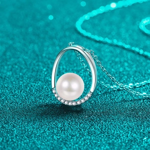 Elegant S925 silver necklace with oval pearl pendant and sparkling moissanite stones