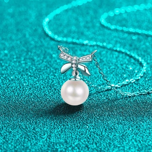 S925 sterling silver bowknot pearl necklace with sparkling moissanite diamonds
