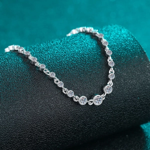 Elegant S925 sterling silver bubble bracelet with sparkling moissanite stones