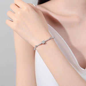 S925 sterling silver moissanite bracelet featuring a square sugar-loaf cut centerpiece