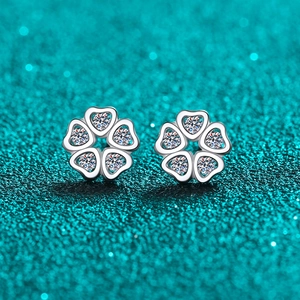 S925 Sterling Silver Moissanite Flower Stud Earrings For Women Five Heart Petals Elegant Sweet Jewelry Accessories Gift