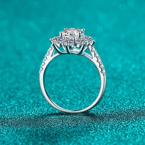 Elegant S925 sterling silver sunflower halo ring with a brilliant Moissanite center stone