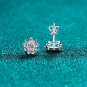 Sparkling S925 sterling silver snowflake stud earrings with round moissanite stones