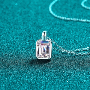 Minimalist S925 sterling silver necklace with emerald cut moissanite sugar cube pendant