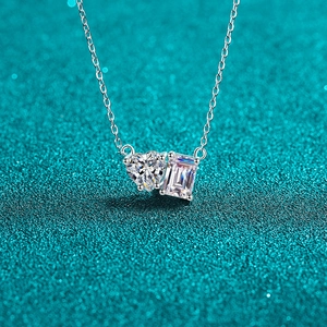 S925 Sterlingsilber Moissanit Zirkonia Anhänger Halskette Für Damen Herz Smaragdschliff Doppelstein Choker Schmuck Geschenk