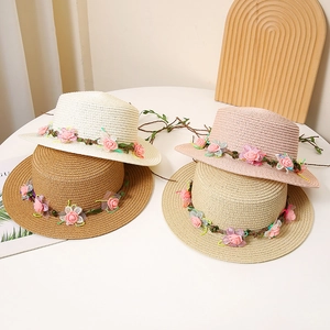 Chapeau de Paille Femme Calotte Plate Style Pastoral Avec Ruban Fleurs Solaire Été Respirant Chapeau de Plage Voyage Extérieur