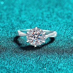 Bague en Argent Sterling S925 avec Moissanite pour Femme Luxe Design Halo Tournesol Anneau Torsadé Élégant Bijoux de Mariage