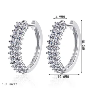 Boucles d'oreilles moissanite en argent S925 en forme de C avec guide des dimensions