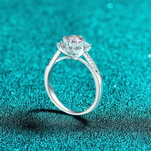 Bague classique en argent S925 moissanite tournesol avec anneau serti de diamants