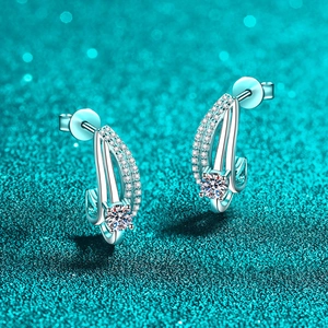 Elegant S925 sterling silver moissanite stud earrings with double-layered curved design
