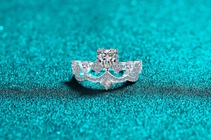 Macro shot of heart-shaped moissanite ring with elegant crown design in S925 silver