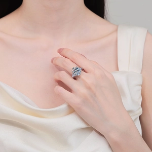 Elegant S925 sterling silver ring with oval moissanite and brilliant round center stone