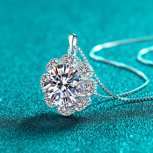 Elegant S925 sterling silver necklace with sparkling sunflower moissanite pendant