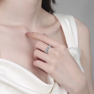 Eternity ring in S925 sterling silver with brilliant moissanite stones for women
