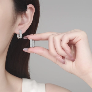 Elegant S925 sterling silver rectangular hoop earrings with moissanite pave setting