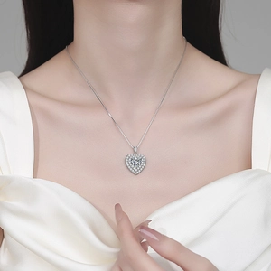 Collier cœur en argent sterling S925 et moissanite avec pendentif double halo