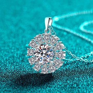 S925 Sterling Silver Moissanite Sunflower Pendant Necklace with Cross Chain