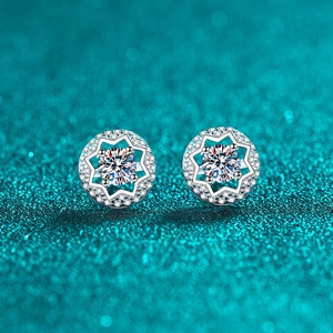S925 Sterling Silver Moissanite Stud Earrings For Women Star Hollow Design Four Prong Halo Zirconia Earrings Jewelry Gift