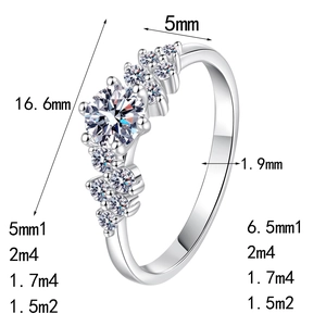S925 sterling silver moissanite ring with precise size measurements on white background