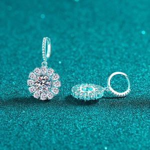 Exquisite S925 sterling silver moissanite sunflower drop earrings for festive gifting