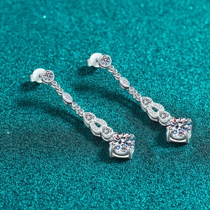Elegant S925 sterling silver long tassel drop earrings with sparkling moissanite stones