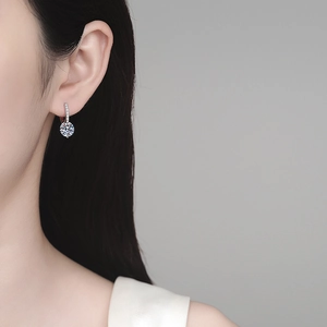 Boucles d'oreilles créoles en argent 925 avec moissanite et pierre ronde pour femme