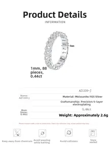 Vue détaillée montrant les spécifications et infos qualité de la bague moissanite en argent