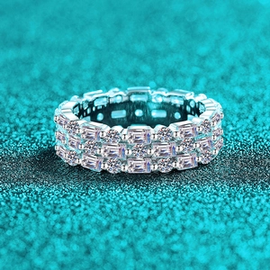 Luxus 925 Sterlingsilber Moissanit Ewigkeit Ring Für Damen Dreireihig Smaragd Rundschliff Hochzeit Band Fingerring Schmuck