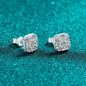 Elegant S925 sterling silver square moissanite stud earrings for women with high luster