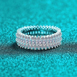 Bague Éternité Luxueuse en Argent Sterling 925 avec Moissanite pour Femme Taille Baguette Pavé Complet Bijoux de Mariage