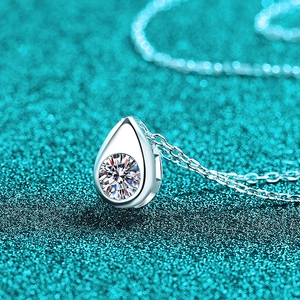Elegant S925 sterling silver water drop necklace with sparkling moissanite pendant