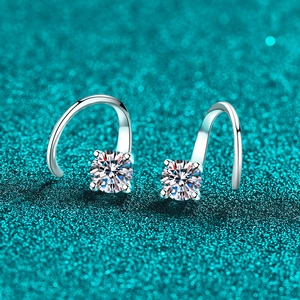 Boucles d'Oreilles Clous Rotatives en Argent Sterling 925 Moissanite Zirconia Femme Forme en U Bijoux Minimalistes