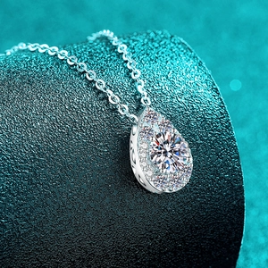 Elegant S925 sterling silver necklace with teardrop moissanite pendant and halo diamonds
