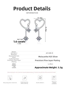 Dettaglio orecchini a cuore in argento S925 con nappe in moissanite e specifiche 1.60ct
