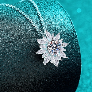 Collana con pendente a girasole in argento sterling S925 e moissanite per donna
