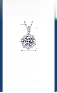 Détails du collier moissanite en argent S925 avec pierre 3ct et chaîne ajustable